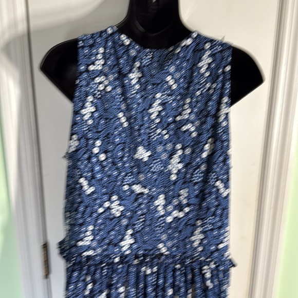Tommy Hilfiger Blue Floral Tiered V Neck Sleeveless Dress Spring Style Size 10 - Picture 5 of 8